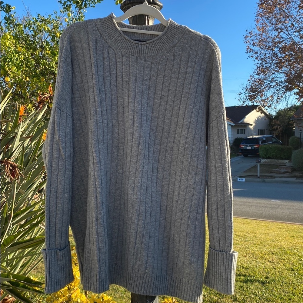BANANA REPUBLIC GRAY RIBBED MOCK TURTLENECK PULLOVER Merino / Cashmere Sz L